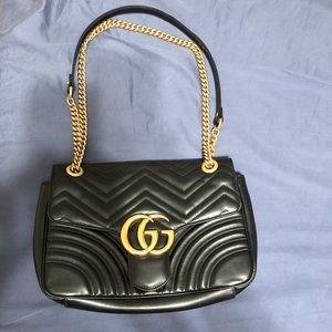 GG Marmont medium matelassé shoulder bag